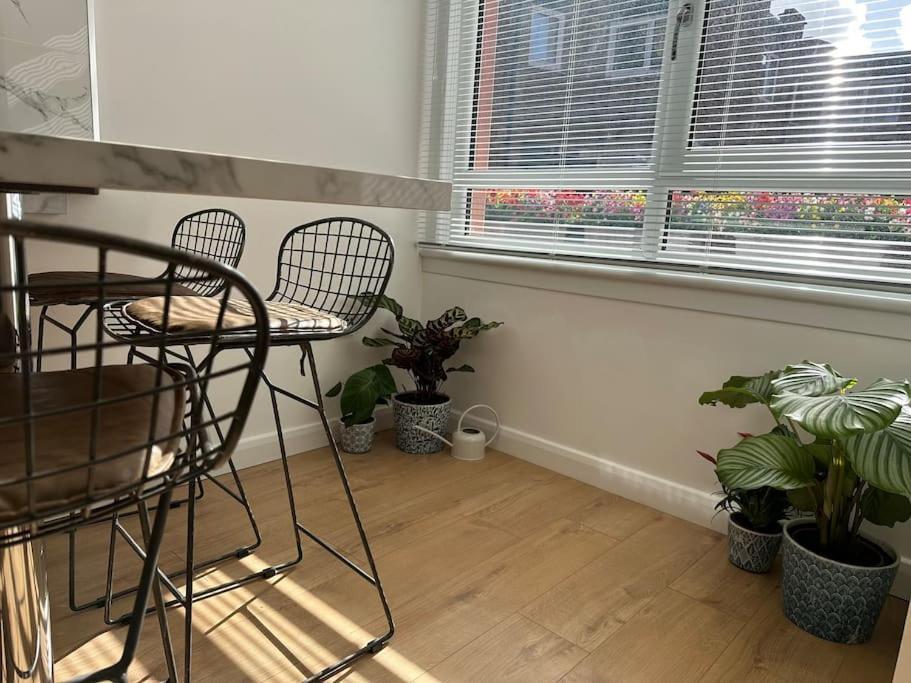 Stylish, Smart & Fun 4 Bed Home London Exterior photo